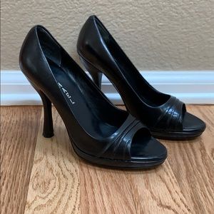 Michael Shannon heels